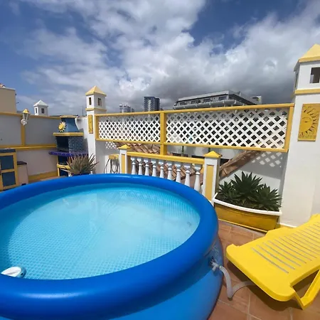 Roca Negra Playa Paraíso