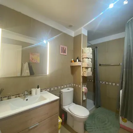 Roca Negra Playa Paraíso