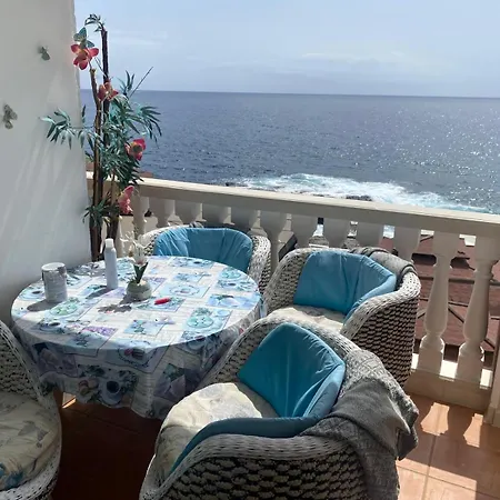 Roca Negra Playa Paraíso *